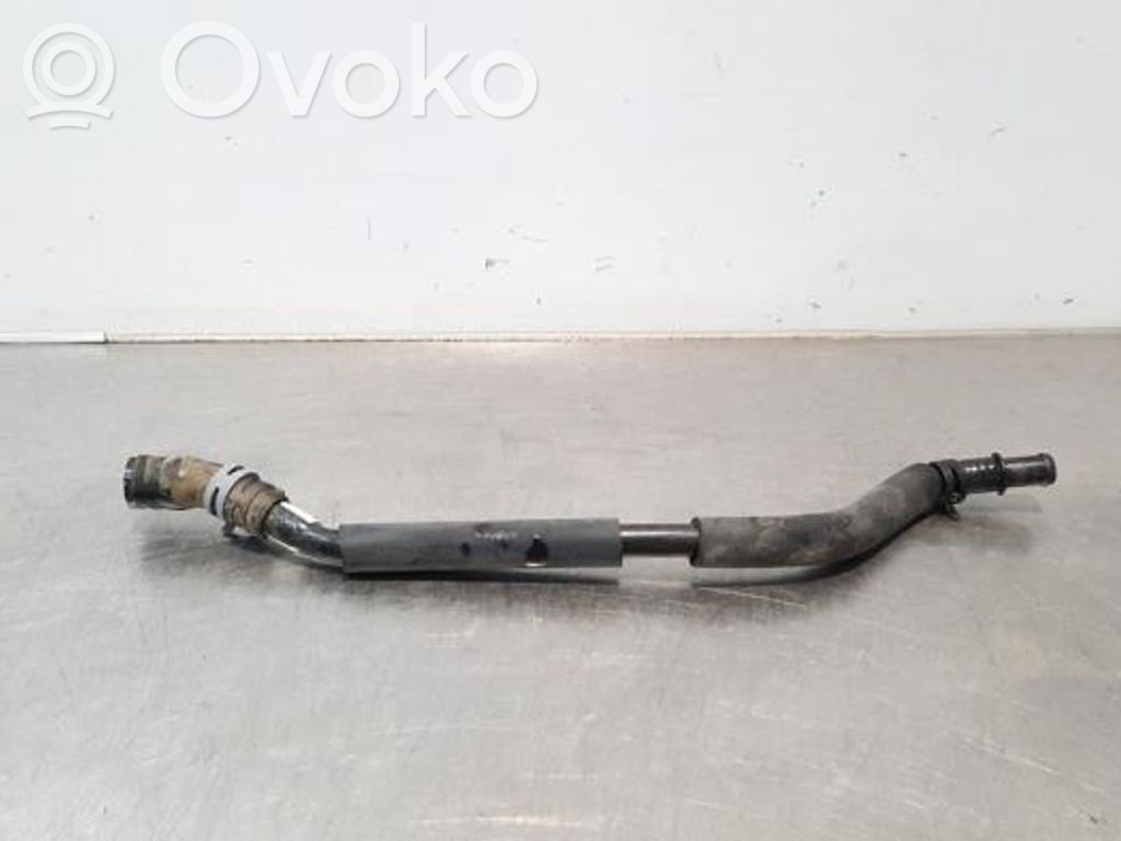 Audi Q8 e-tron Engine coolant pipe/hose 
