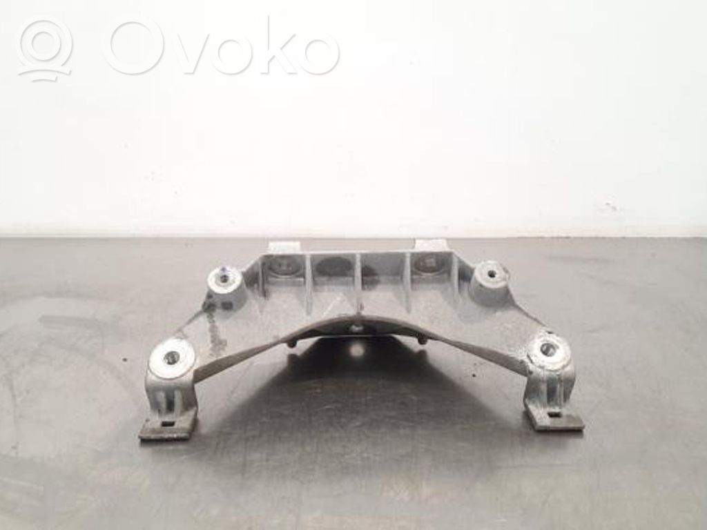 BMW X6 E71 Gearbox mounting bracket 