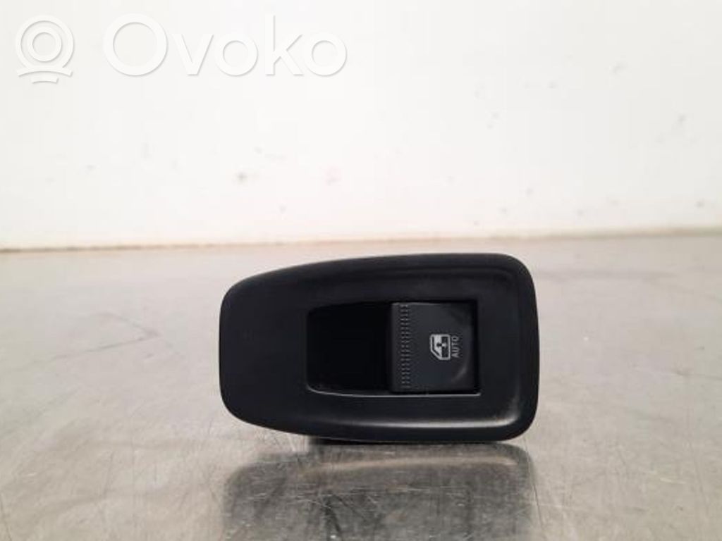 Renault Clio V Electric window control switch 