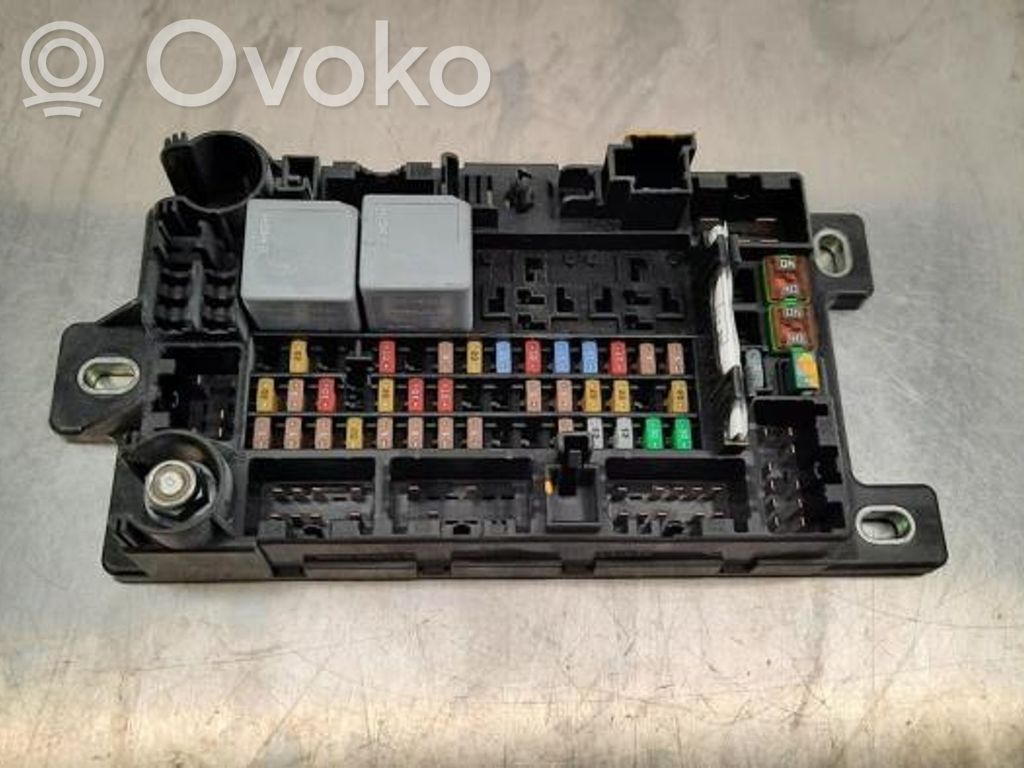 Jaguar E-Pace Fuse box set 