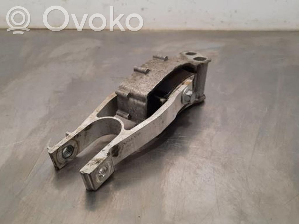 Polestar 2 Engine mount bracket 