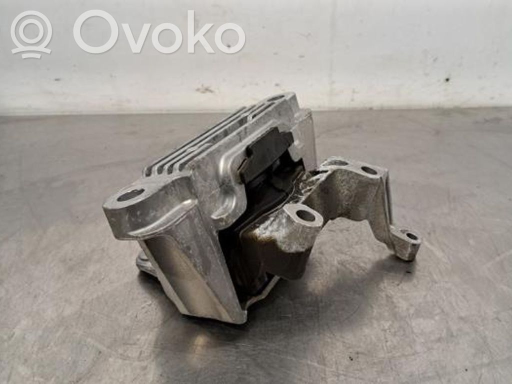 Engine mount bracket   32139919,32139919