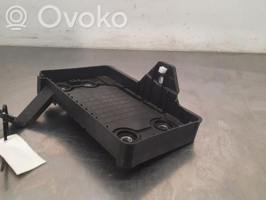 Nissan Qashqai J12 Support boîte de batterie