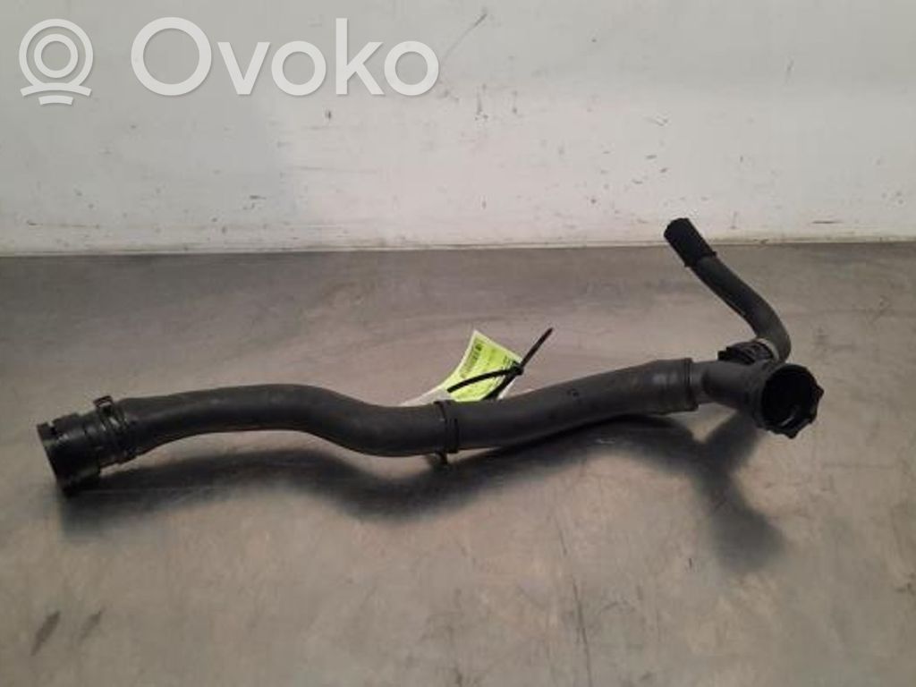 Audi A5 Engine coolant pipe/hose 