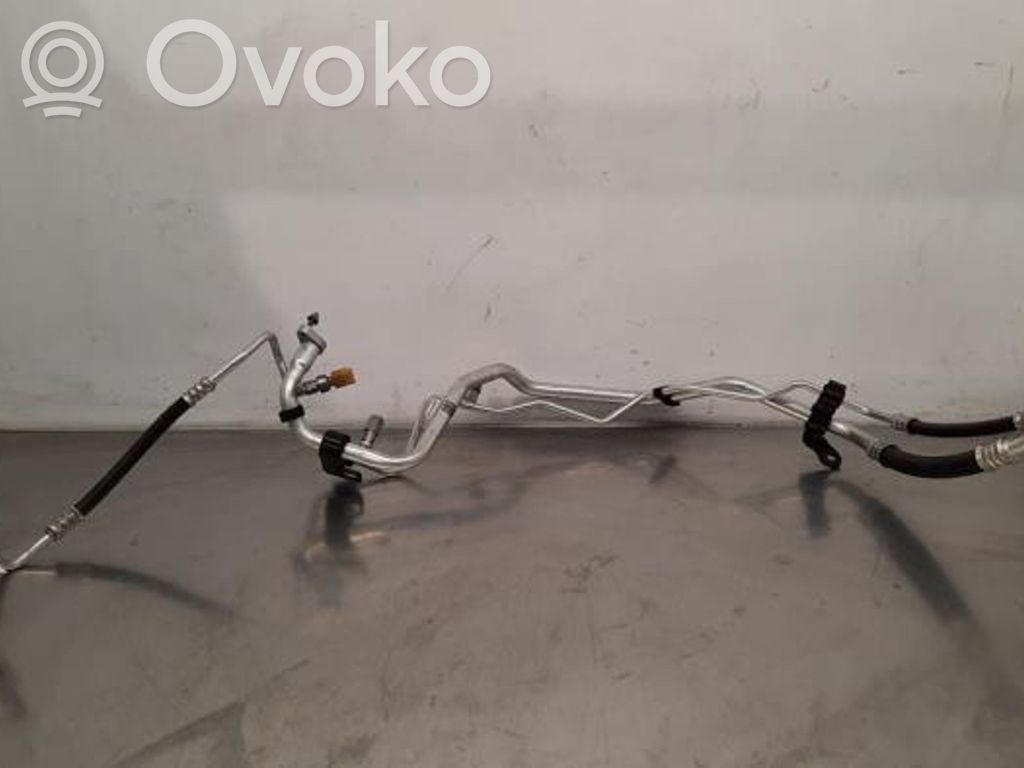 Peugeot 3008 II Ilmastointilaitteen putki (A/C) 