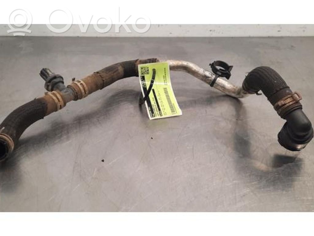 Engine coolant pipe/hose