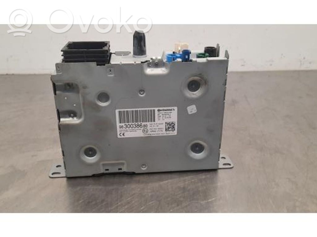 Peugeot Partner III Radio/CD/DVD/GPS head unit 