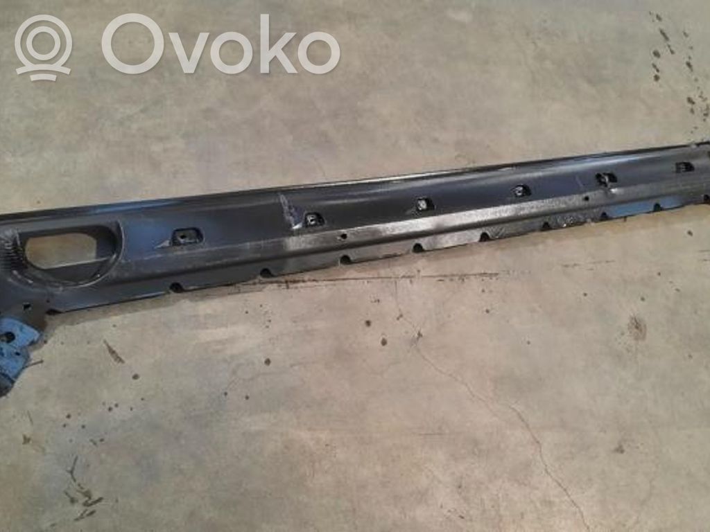 Sill   4KE825208B,4KE825208C