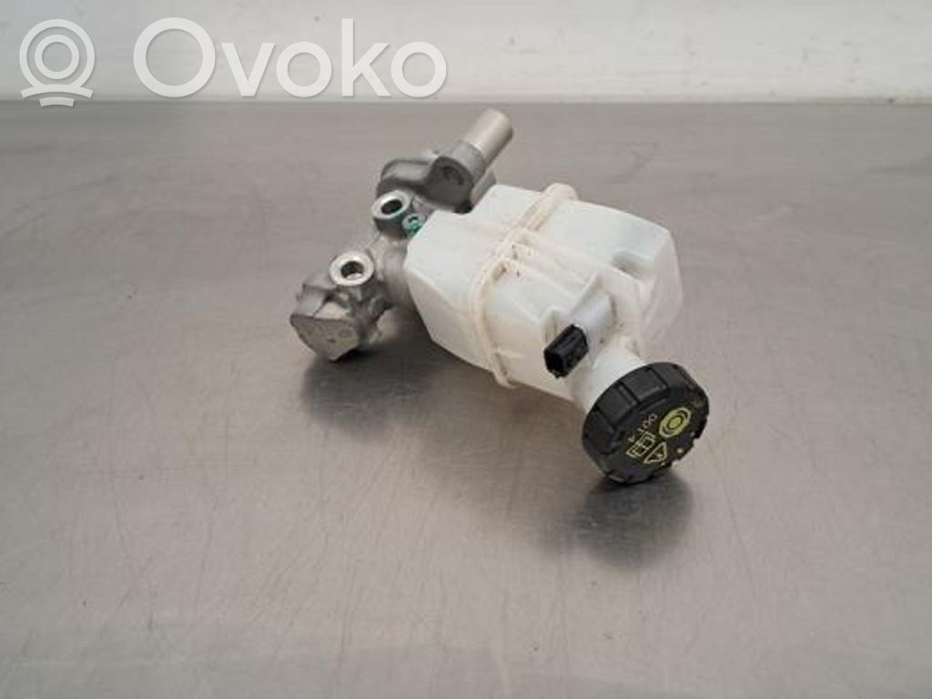 Renault Arkana Główny cylinder hamulca 