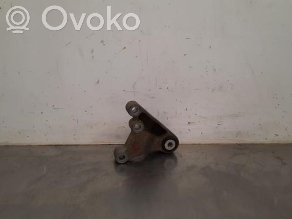 Soporte de montaje del motor   10721689,10721689