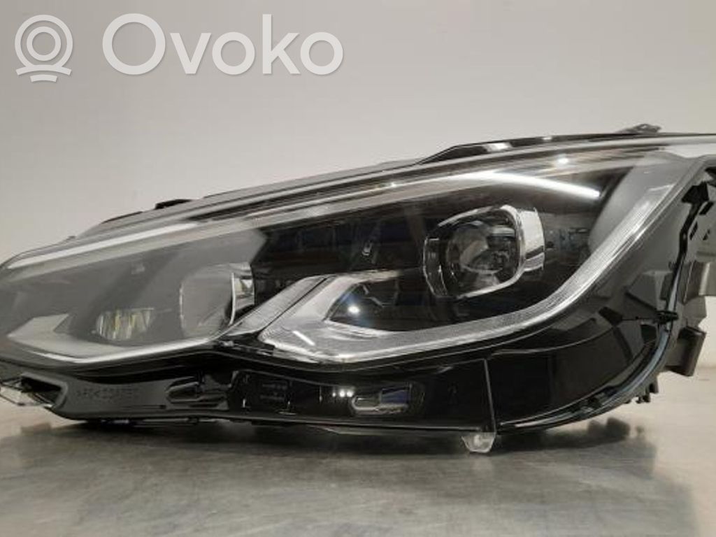 Volkswagen Golf VIII Far 