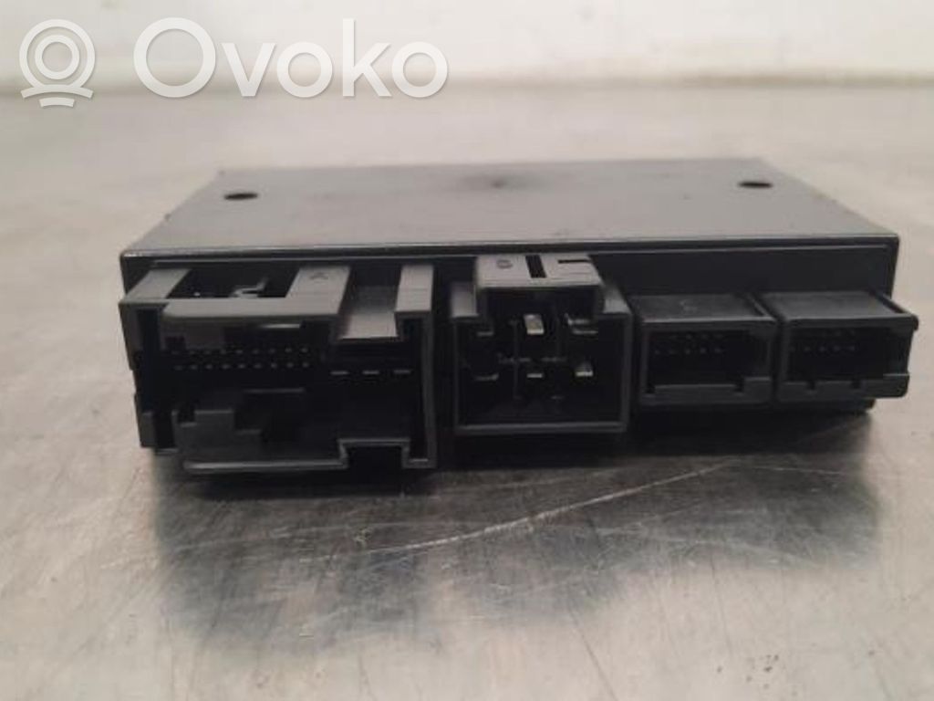 BMW 5 G30 G31 G38 Tailgate/trunk control unit/module 