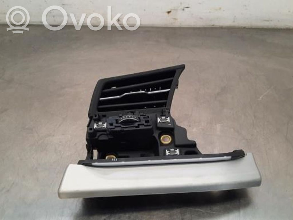 Audi Q8 Dash center air vent grill 