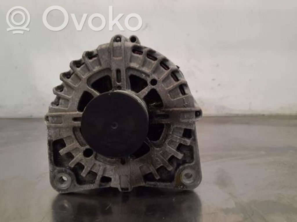 Renault Master III Generator/alternator 
