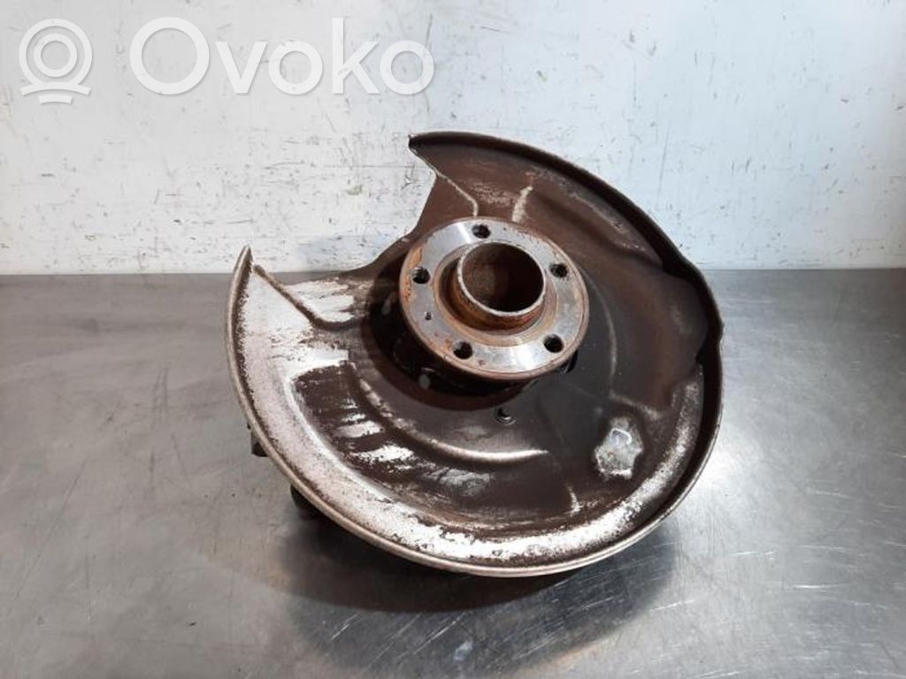 Volvo XC60 Achsschenkel hinten 