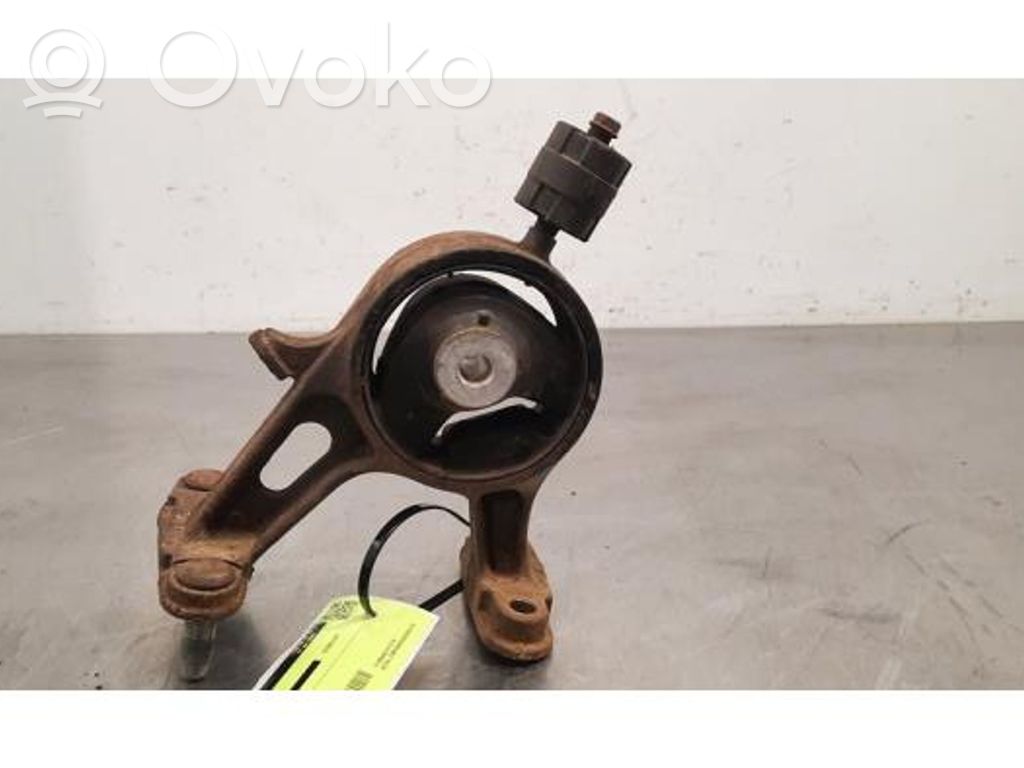 Toyota RAV 4 (XA40) Engine mount bracket 