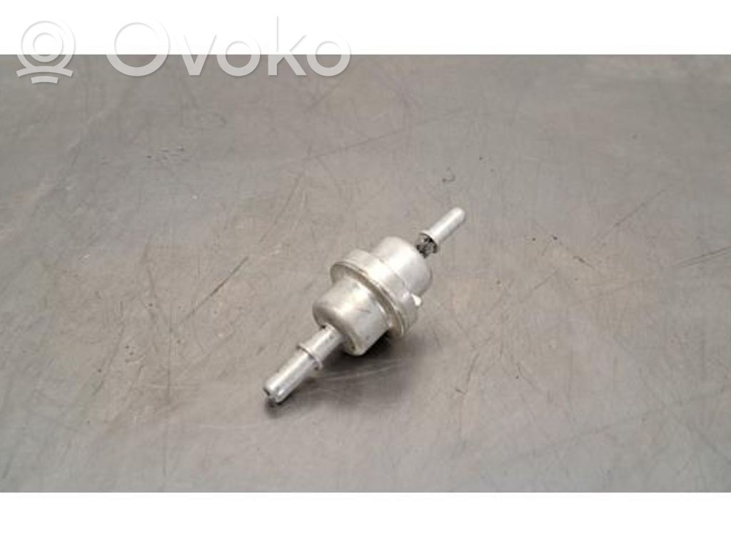 Régulateur de pression de carburant   1379005080,1379005080