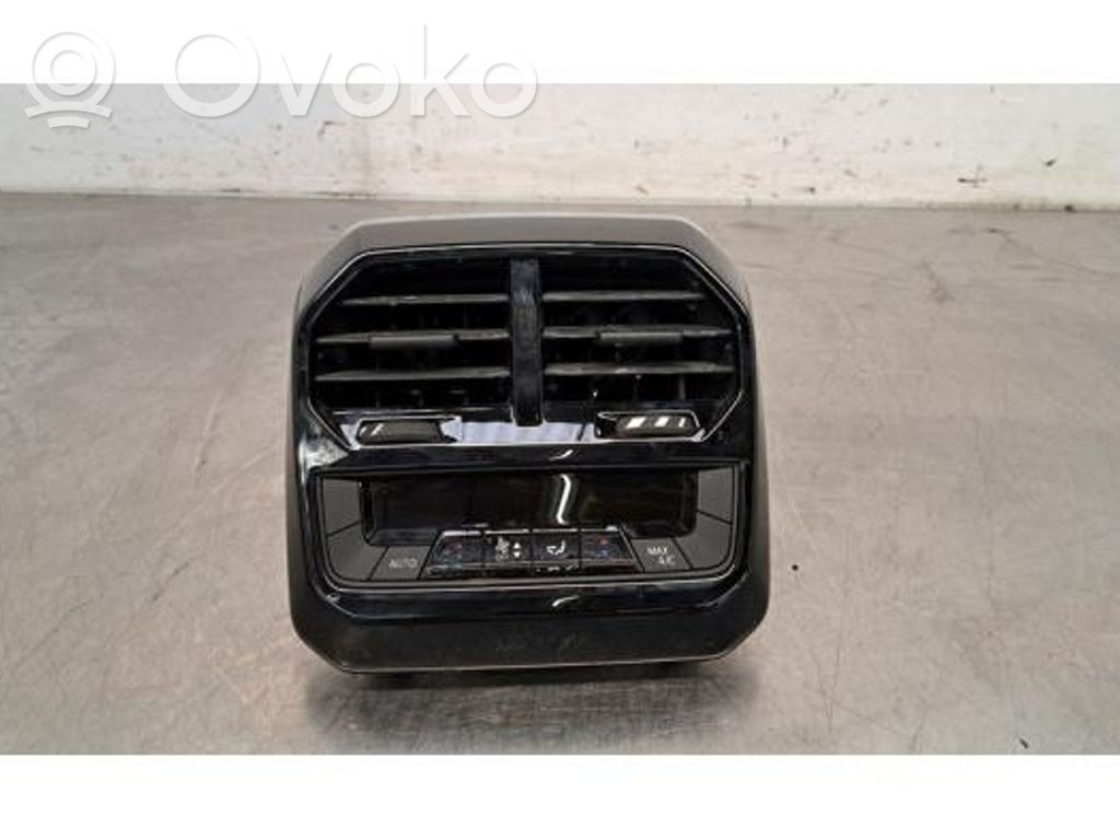 Grille d'aération centrale   64115A5F9F6,64115A5F9F6