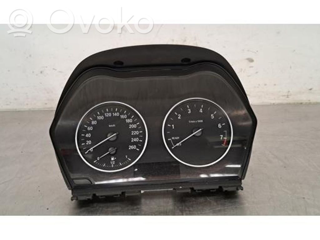 BMW 2 F45 Spidometrs (instrumentu panelī) 