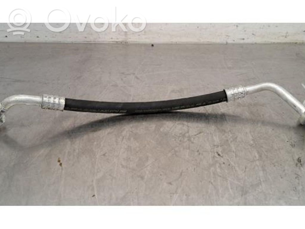 Volvo XC40 Tubo flessibile aria condizionata (A/C)