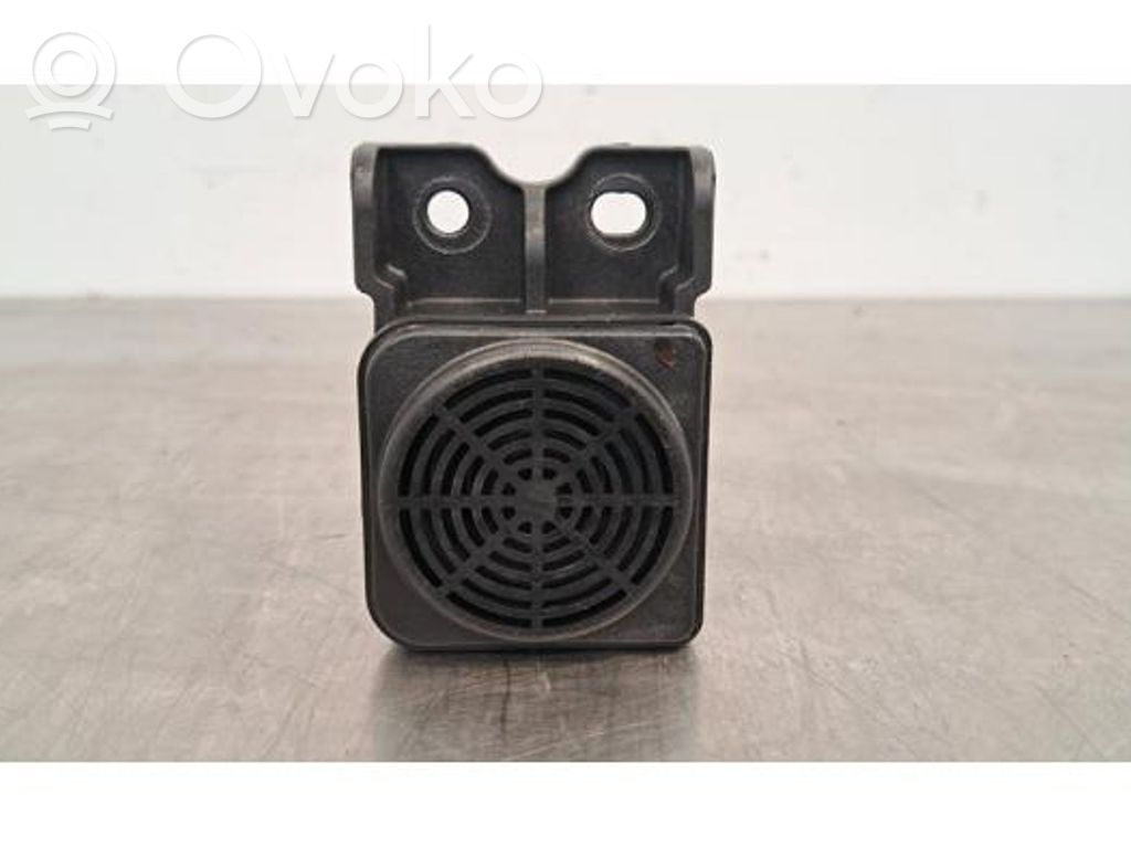 Hyundai Santa Fe Etuoven kaiutin