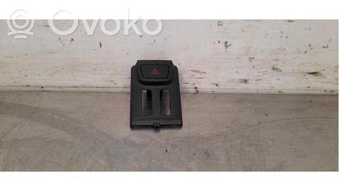 Ford Fiesta Hazard light switch 