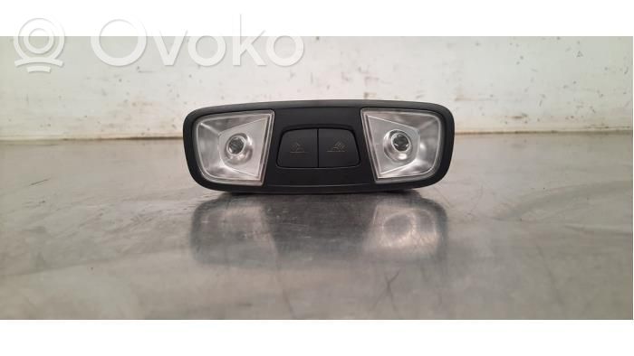 Audi A3 S3 8V Etuistuimen valo 