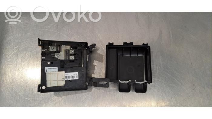 Skrzynka bezpieczników / Komplet   H1BT14A094AG,H1BT14A094AC,H1BT14A094AC