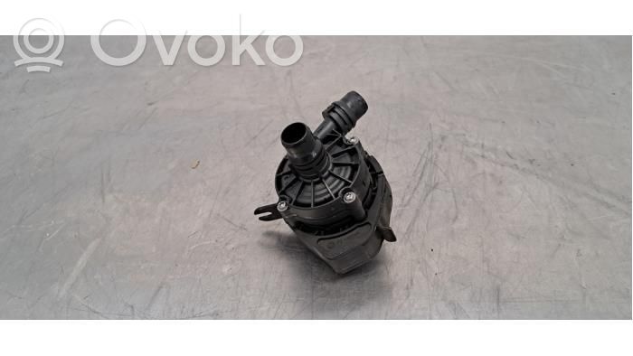 Peugeot 308 Pompe à eau de liquide de refroidissement 
