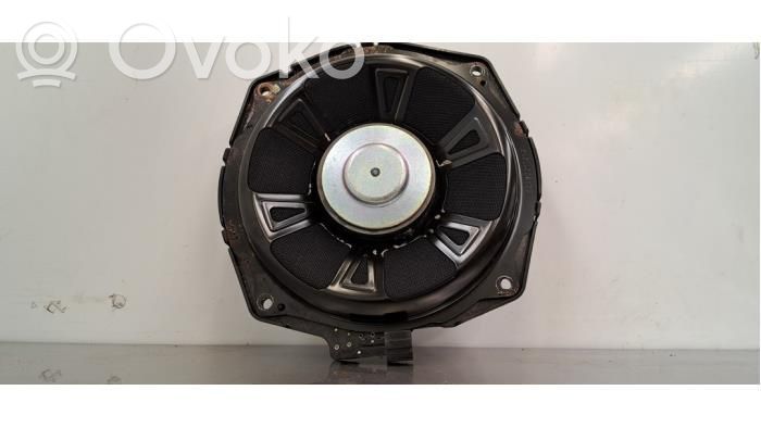 Altavoz de la puerta delantera