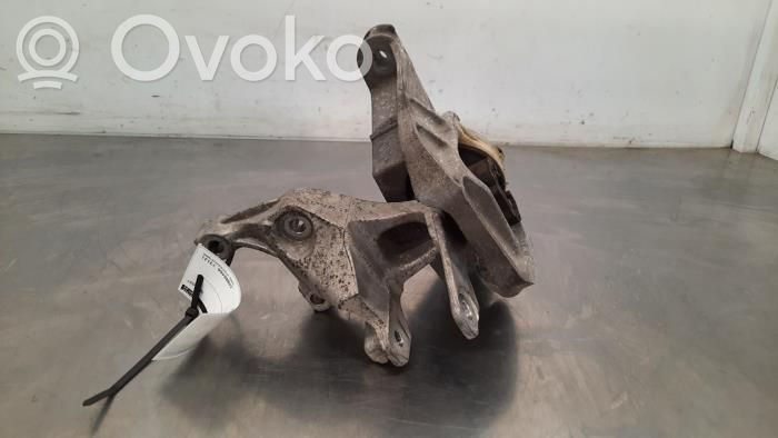 Peugeot Expert Engine mount bracket 