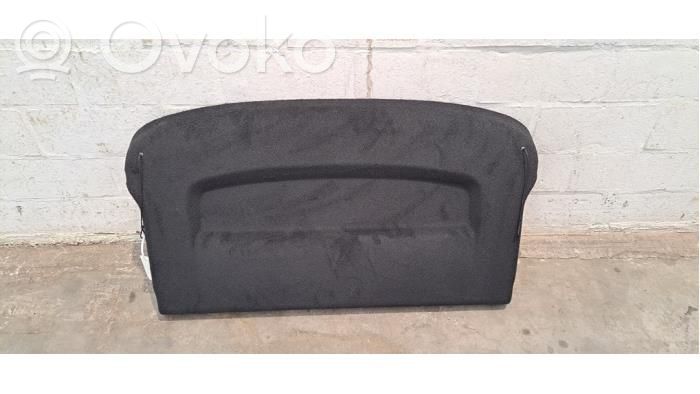 Opel Astra L Hattuhylly 