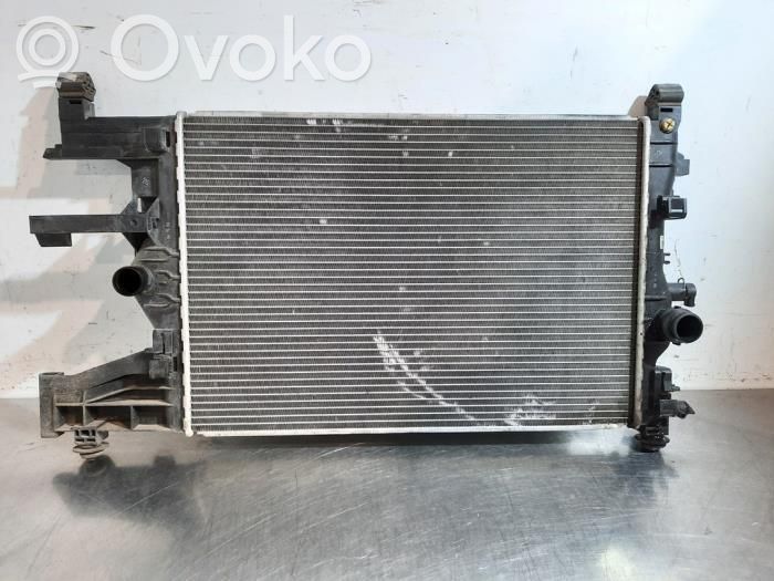 Opel Astra J Jäähdyttimen lauhdutin 