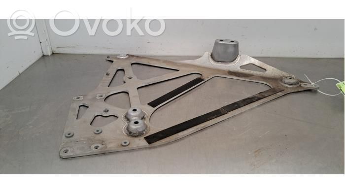 BMW M3 G80 Alte piese compartiment motor 