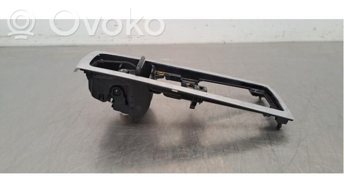 Porsche Macan (95B) Enchufe de 12V (delantero) 