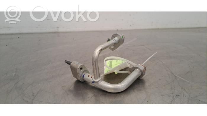Ilmastointilaitteen putki (A/C)   T9966158,T9966158