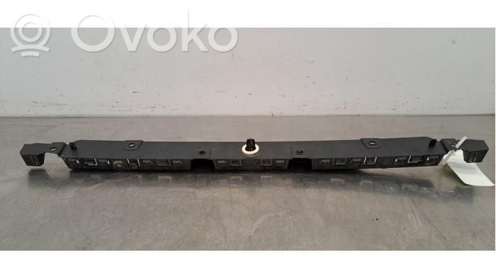 Renault Captur II Staffa di rinforzo montaggio del paraurti posteriore