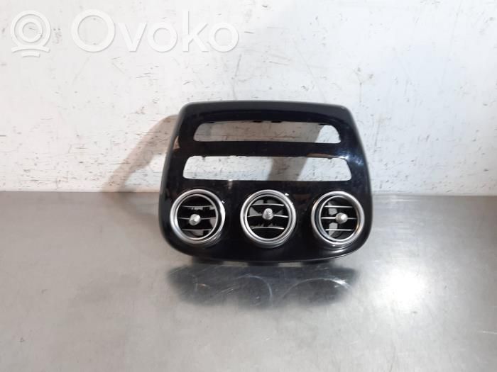 Mercedes-Benz C W205 Altra parte esteriore 