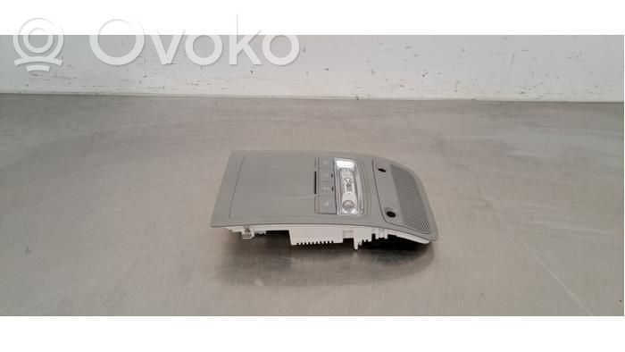 Audi A3 S3 8V Etuistuimen valo 