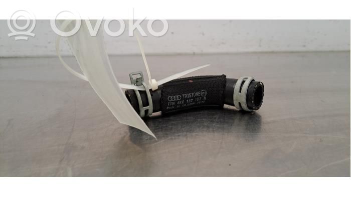 Audi e-tron Engine coolant pipe/hose 