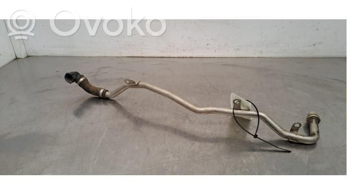 Mercedes-Benz C W205 Tubo flessibile del liquido di raffreddamento del motore
