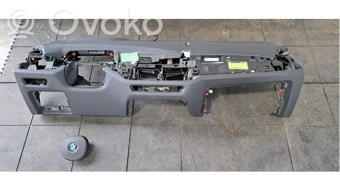 BMW X7 G07 Set planșă bord cu airbag 