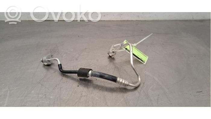 Ilmastointilaitteen putki (A/C)   4KE816744F,4KE816744F