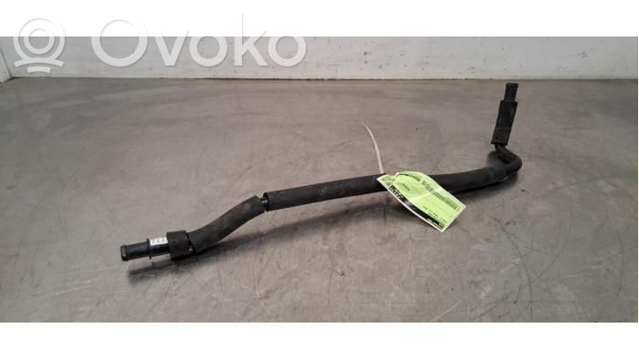 Audi e-tron Engine coolant pipe/hose 