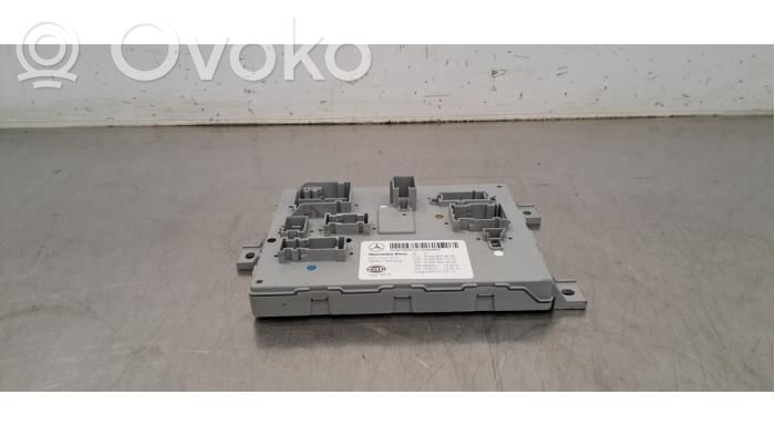 Mercedes-Benz C W205 Modul de control caroserie central 