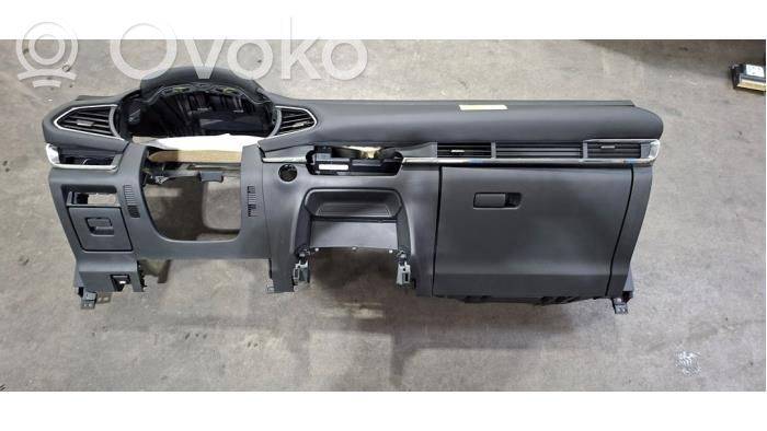 Airbag set with panel
