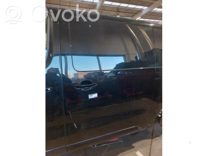 Opel Vivaro Sivuliukuovi 