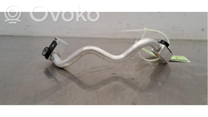 Audi Q4 e-tron Ilmastointilaitteen putki (A/C) 