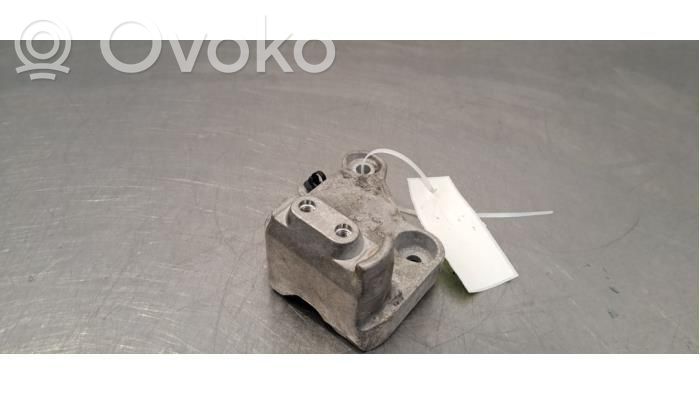 Opel Combo E Gearbox mounting bracket 