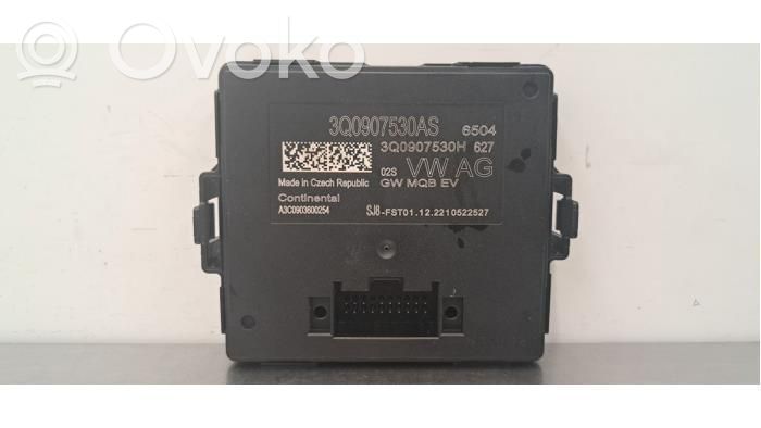Audi Q3 F3 Gateway control module 